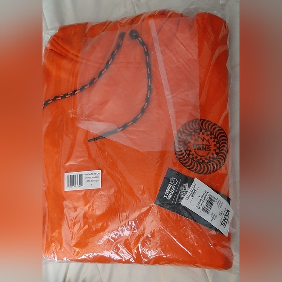 Vans X Spitfire Wheels Pullover Hoodie *NWT* Unisex - Picture 8 of 10